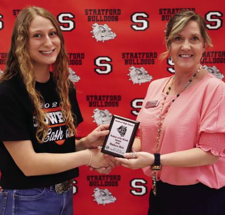 Madison Rich receives her January student of the month award from Dina Henley of Oklahoma Heritage Bank, Stratford student of the month sponsor. Courtesy photo    